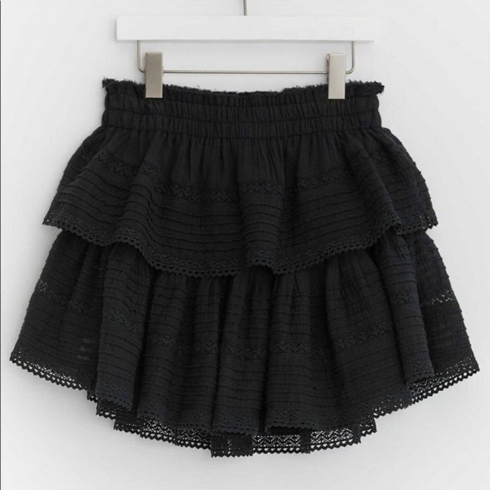 NWOT AERIE ROCK N ROLL MINI RUFFLE SKIRT BLACK s